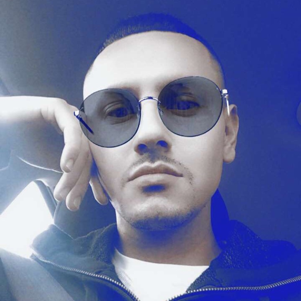 Meet your Posher, Nick